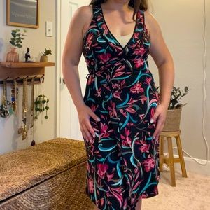 BCBG MAX AZRIA floral wrap dress Sz L